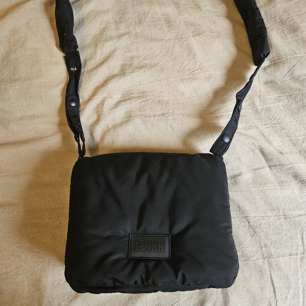 Dagne Dover Crossbody Kitty bag
